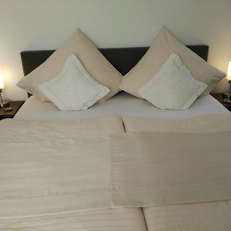 Hotel Carolinenhof Bad Pyrmont Bagian luar foto
